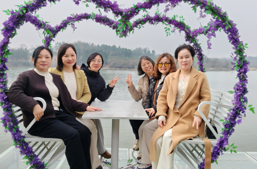 ��ˮ������֯��չ��ף�����ˡ����ʸ�Ů��ϵ�л